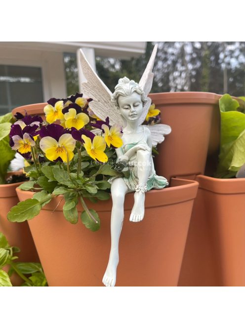 Virágtündér szobor