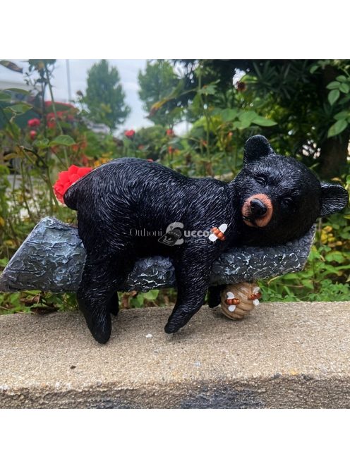 Fekete medve kerti dísz