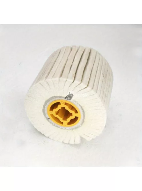 Nagyon sűrű, keresztirányú, gyapjúkefe