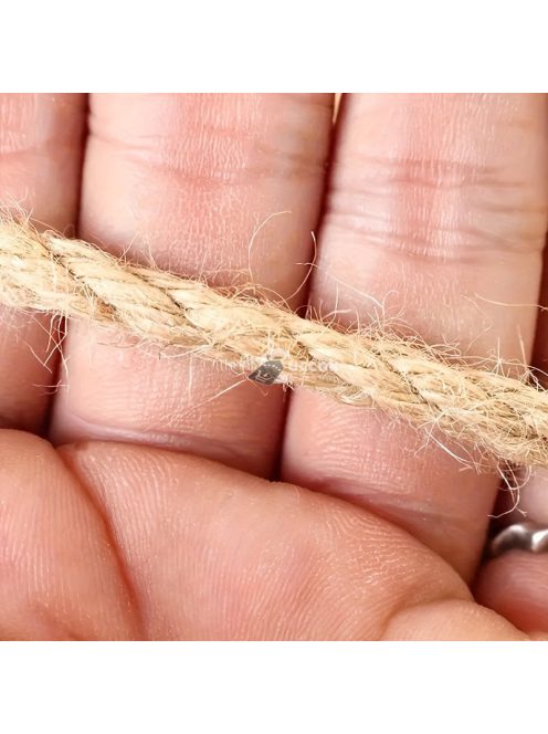 Sárgásbarna rattan és fonott fonálháló