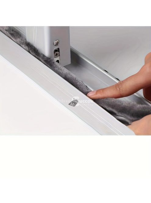 1 db Öntapadós ajtó- és ablaktömítő szalag