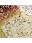 Kézzel készített horgolt ovális asztali alátétek csipkés széllel