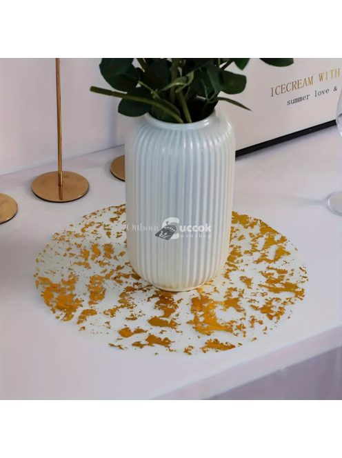 12 darabos készlet eldobható arany színű asztali alátét