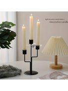 Elegáns, európai stílusú vaskos gyertyatartó romantikus étkezésekhez