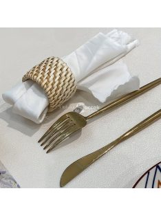   Kézzel készített skandináv stílusú, fonott búzacsőszál tányérkötők