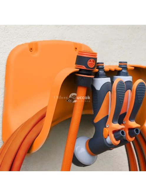 Falra szerelhető víztömlő, slag tároló keret