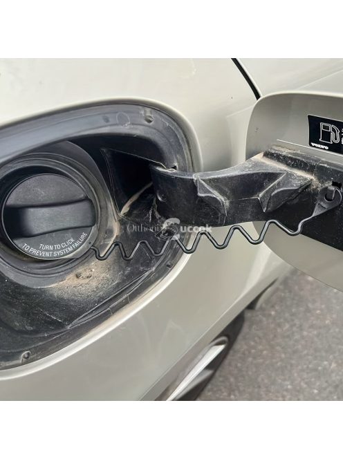 Műanyag üzemanyag-tartály kupak rögzítő zsinór