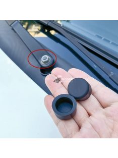   2db gumi kupak szélvédő ablaktörlő kar rögzítő csavarjaihoz