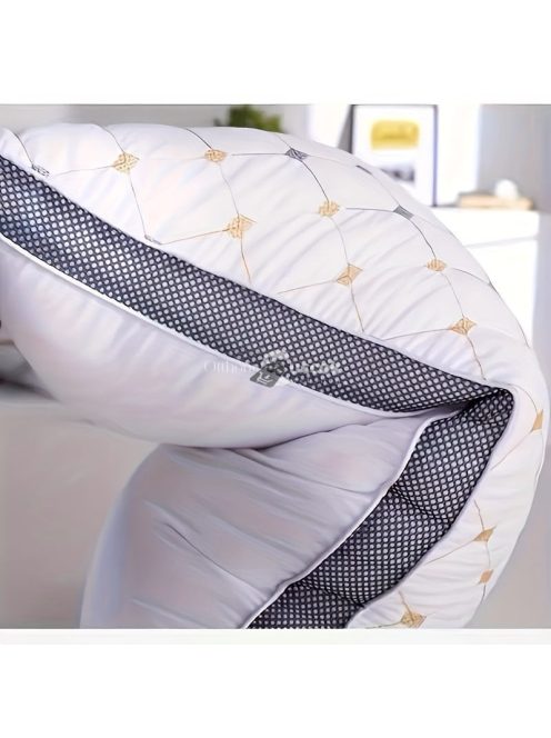 2db Luxus 3D Párna, vastagított huzattal