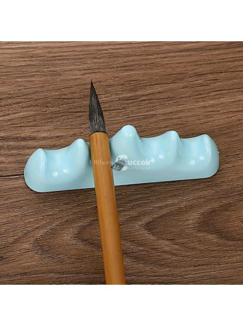 Kék kefe tartó festéshez