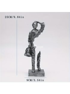 Gyanta  szobor figura