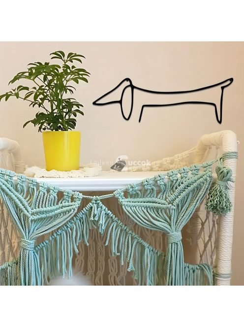 Elegáns fém tacskó fali dekoráció