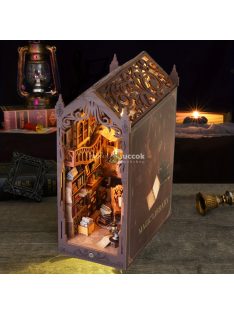 Rusztikus fa varázslatos könyvtári könyvsarok polcbetét