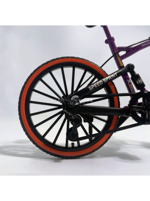 Acélból készült mini hegyi kerékpár modell