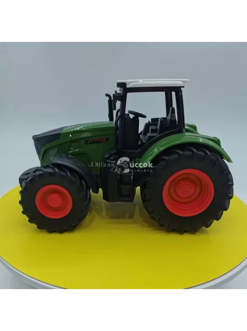 1/24 méretarányú Nagy Farm Traktor