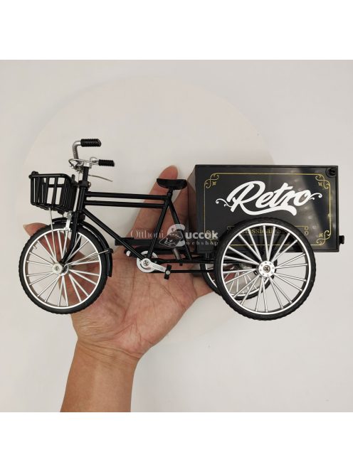 Retro Alloy Classic Tricikli Részletes Aranyozott Makett