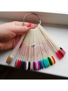 50 db-os bemutató műkörmök, körömminták, gél körömlak paletta színek bemutatásához, manikűr gyakorló eszközök