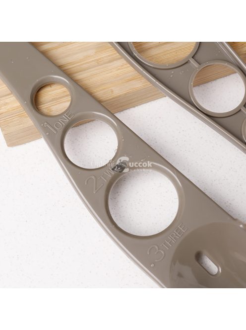 3 lyukú műanyag tésztaadagoló otthoni konyhai használatra - Mérete 27,8 cm/10,94 hüvelyk