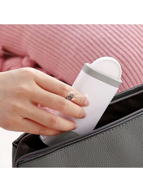 Szőrtelenítő kefe öntisztító tokkal