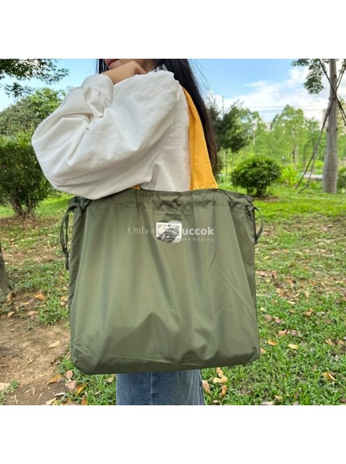 Divatos Monokróm Nagy Kapacitású Válltáska