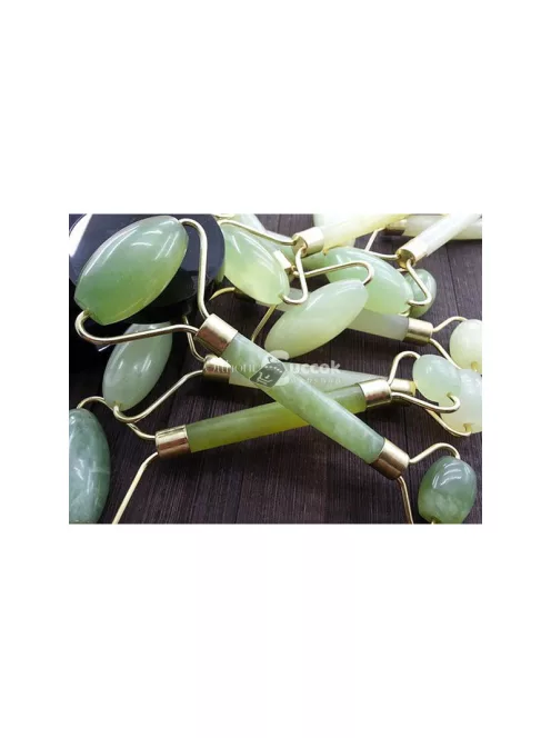 Jáde görgős arc masszírozó - természetes jáde kövekkel, arcápoláshoz, ránctalanításhoz, pihentető masszázsért.