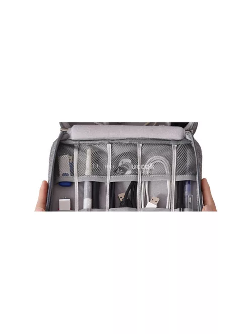 Utazási szervező táska töltőkhöz és kábelekhez