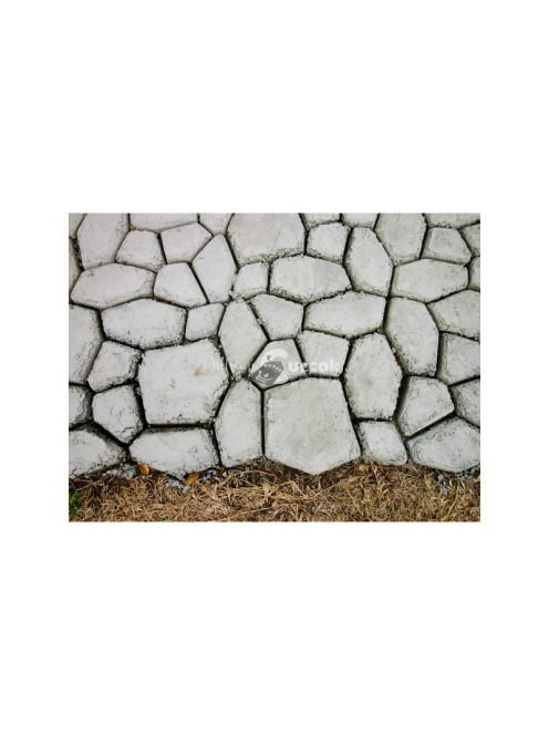 Macskafejes betonkő készítő forma - kerti járólap öntő forma - macskafej mintás járólap forma