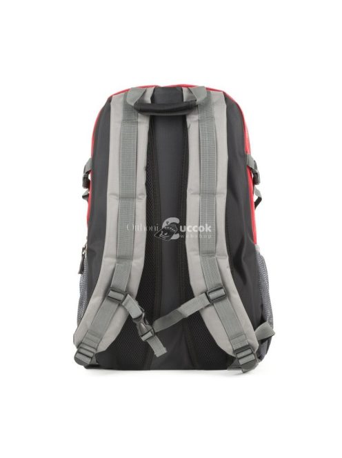 Túratáska eltávolítható napelemmel