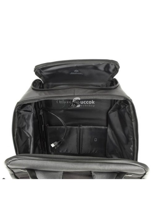 Napelemes hátitáska