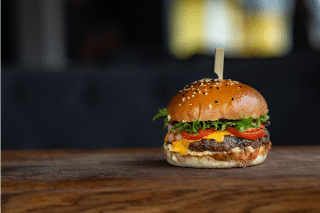Ízletes hamburger húspogácsa készítése – 3 tipp