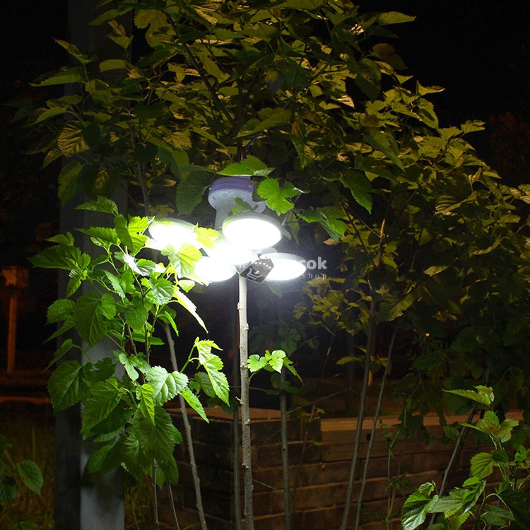 Összecsukható-kinyitható kerti lámpa