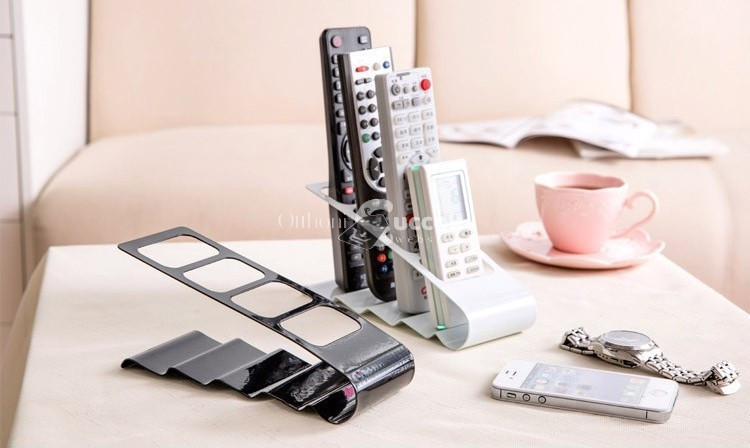 Image of Praktikus csúszásmentes telefon és távirányító tartó otthoni és irodai használatra