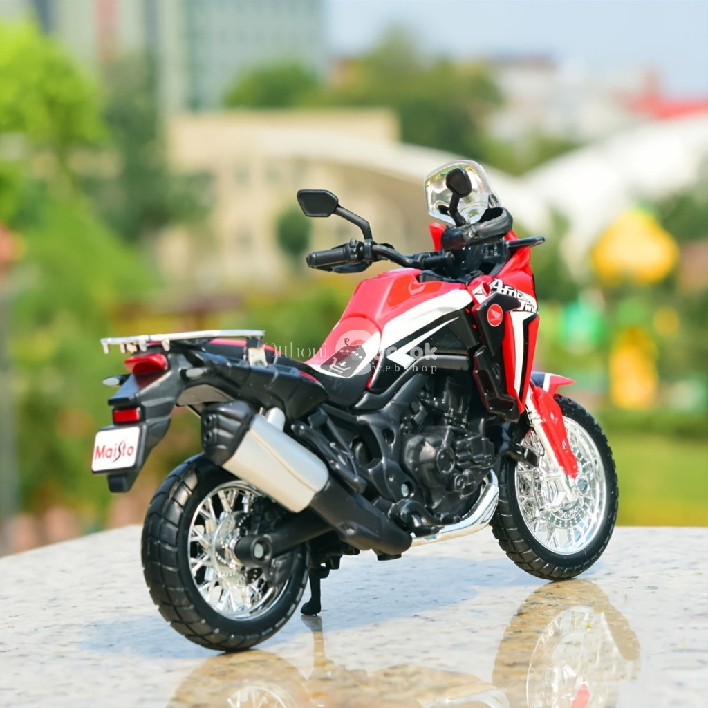 Image of 1:18 méretarányú Honda Africa Twin DCT öntött fém motorkerékpár modell