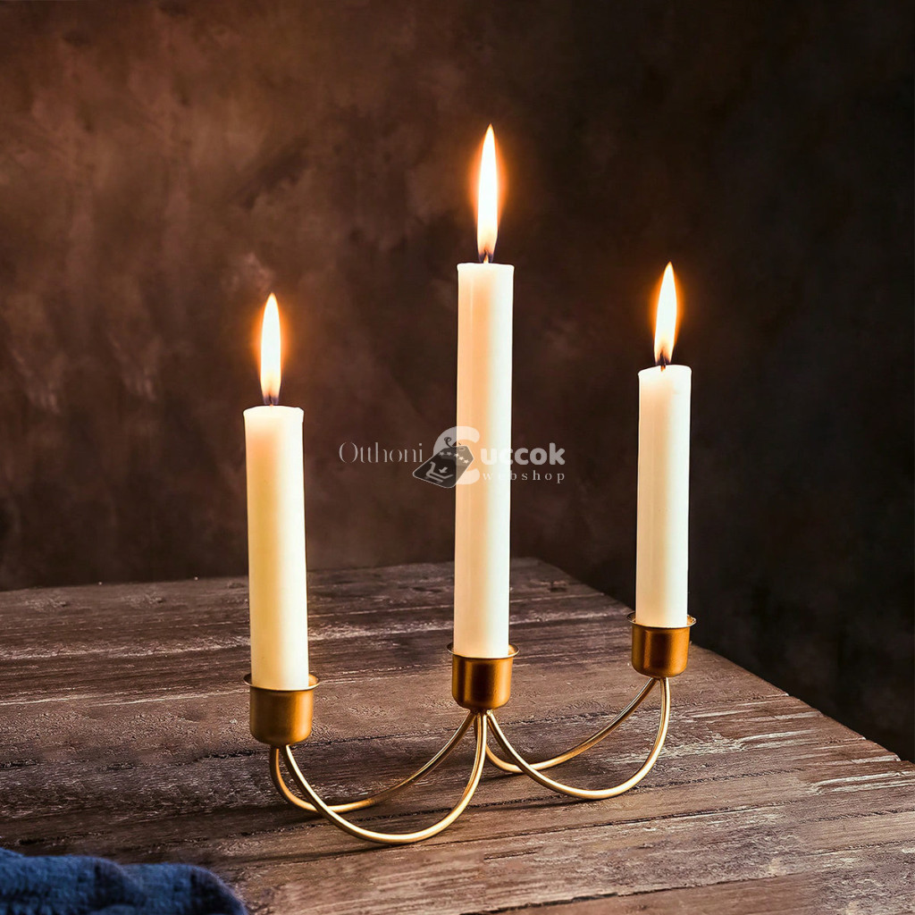 Image of Egyszerű, 3 fejes, fém gyertyatartó